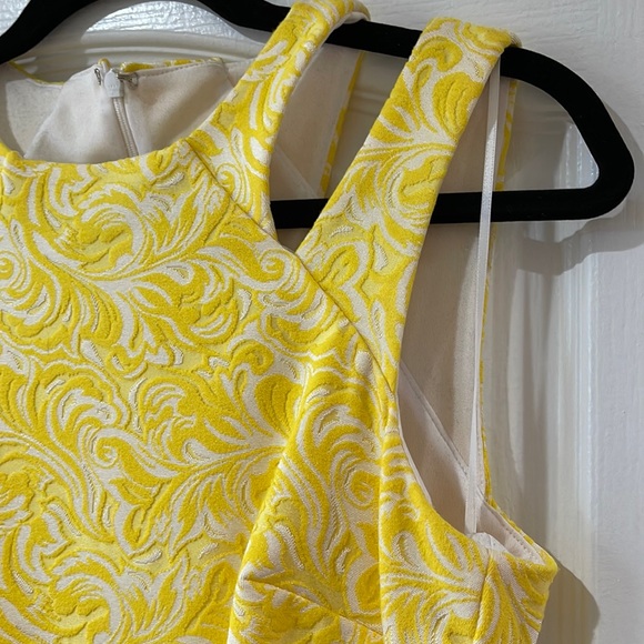 Caché Yellow & White Floral Ruched Dress - Picture 4 of 9